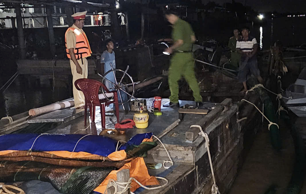 Vĩnh Long tăng cường quản lý, giám sát hoạt động khai thác cát