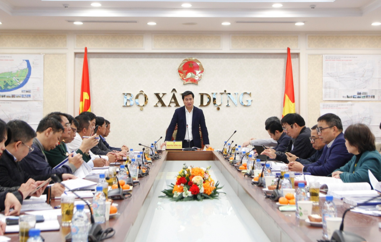 Thứ trưởng Nguyễn Tường Văn: Đầu tư có trọng tâm, trọng điểm vào khu kinh tế Định An