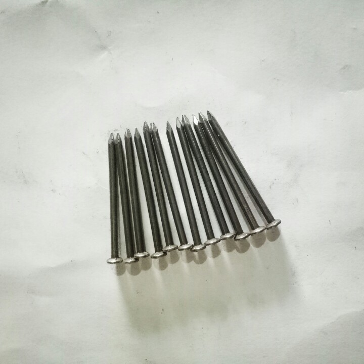 Đinh bê tông