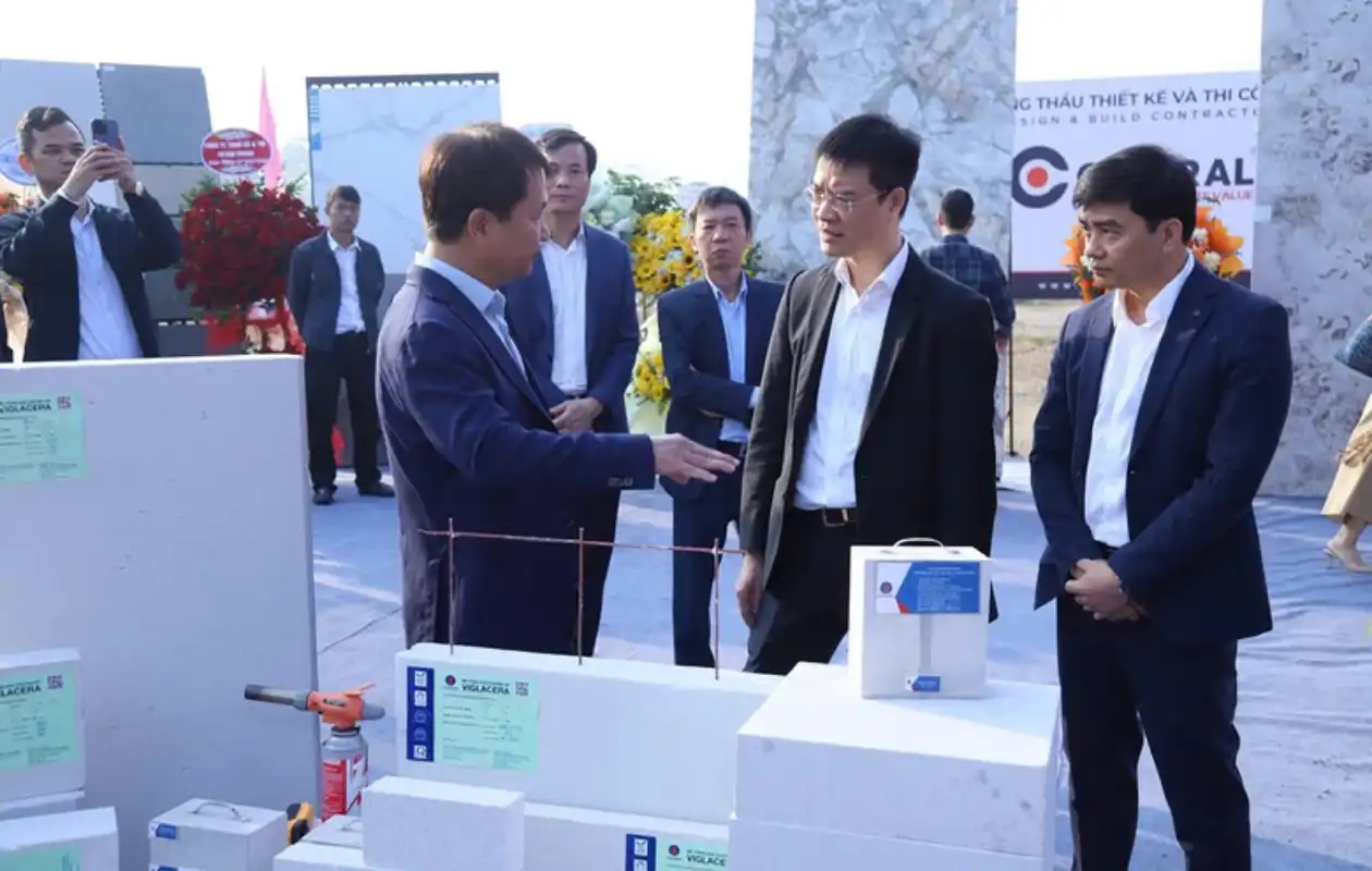 Nhiều doanh nghiệp vật liệu xây dựng đã chủ động đầu tư công nghệ chờ cú hích để “xanh hóa”