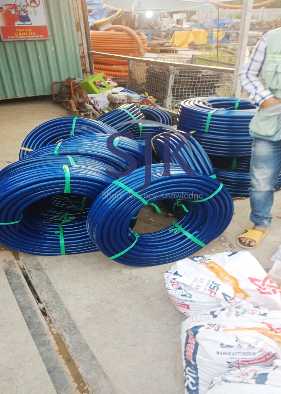 Ống nước nhựa mềm