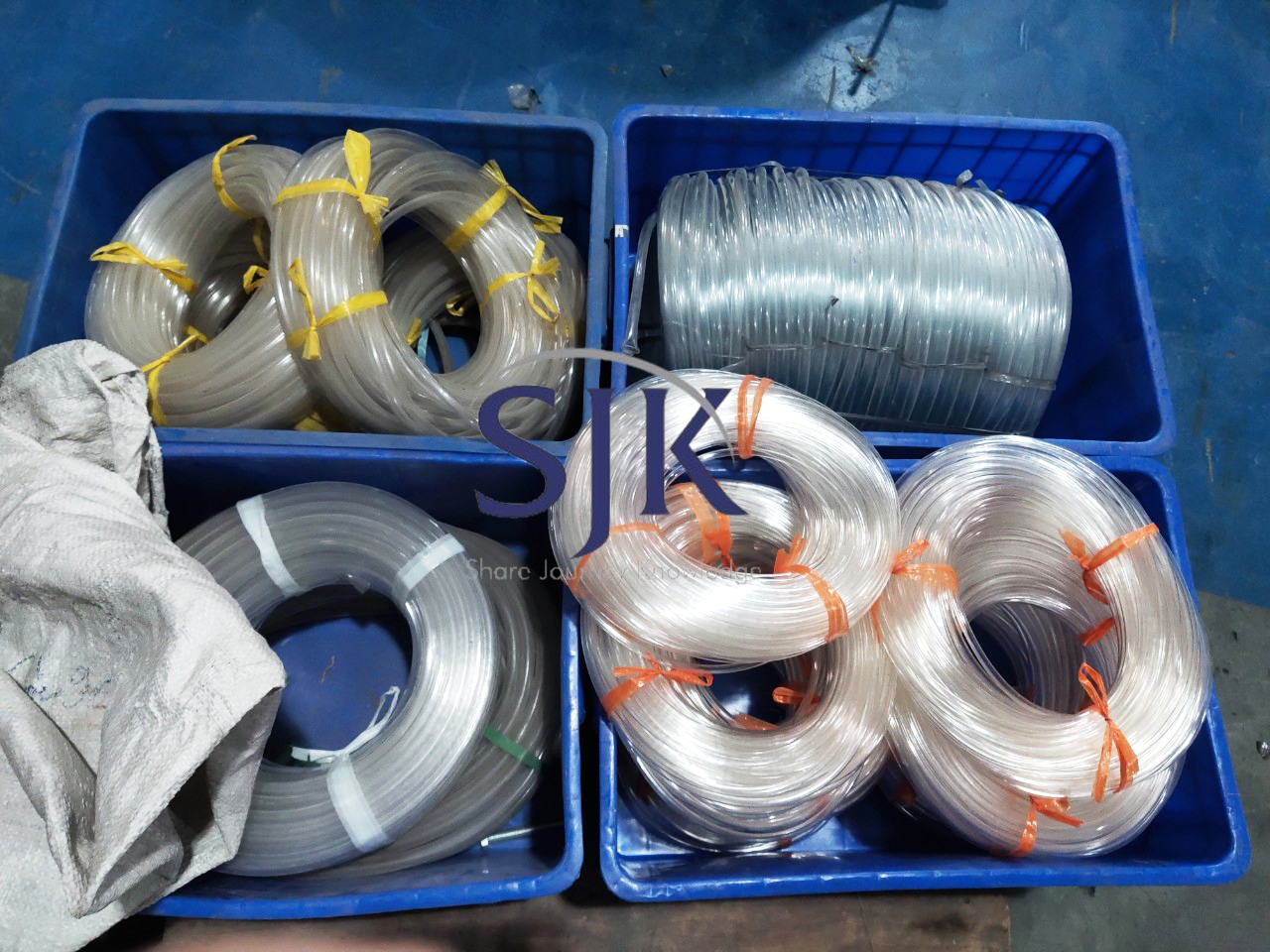 Ống nước nhựa trong dẻo