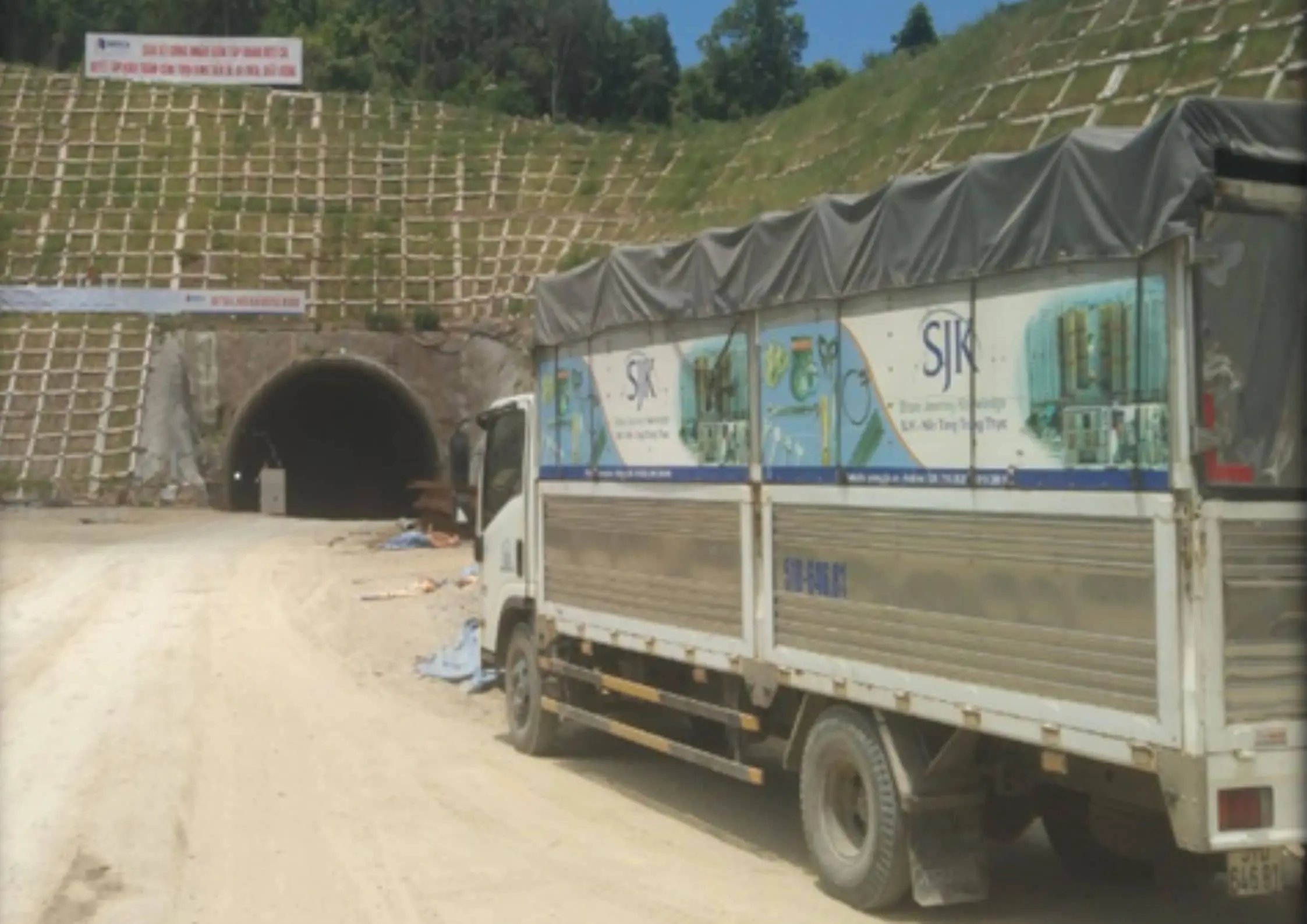    CAO TỐC BẮC NAM CAM LÂM - VĨNH HÃO