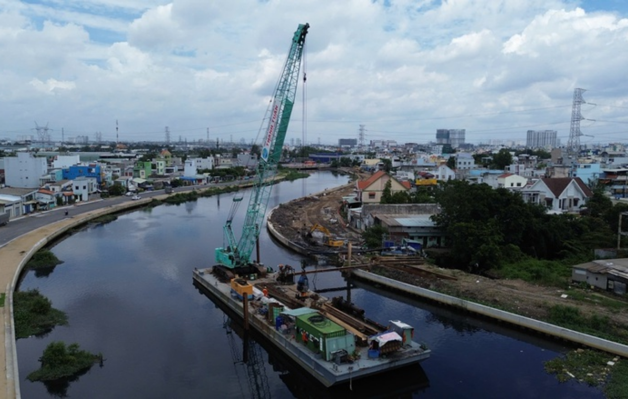 Giá vật liệu xây dựng tăng, doanh nghiệp kiến nghị nới điều kiện vay