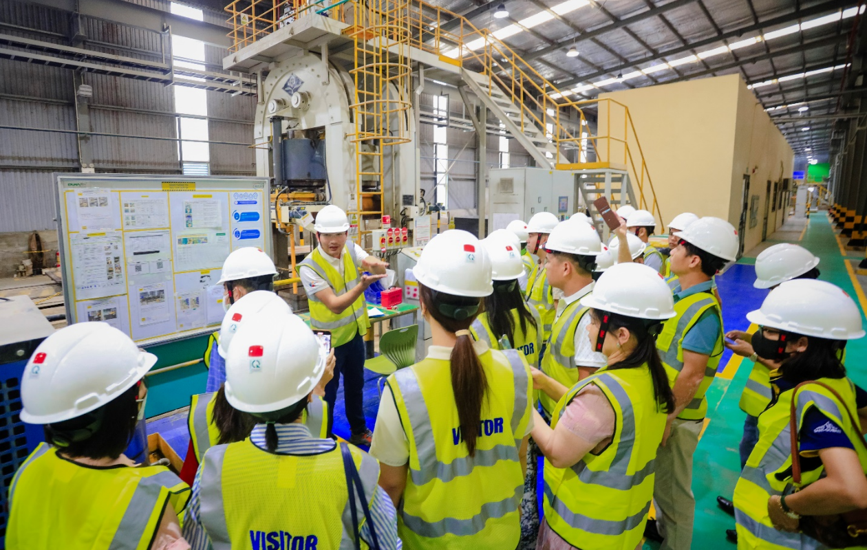 Saint-Gobain tiên phong sử dụng nhiên liệu sinh khối vào sản xuất tấm xi măng xanh